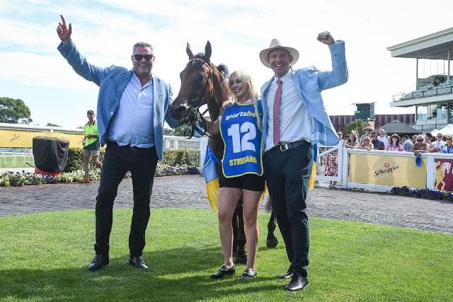 Streisand on song in Blue Diamond